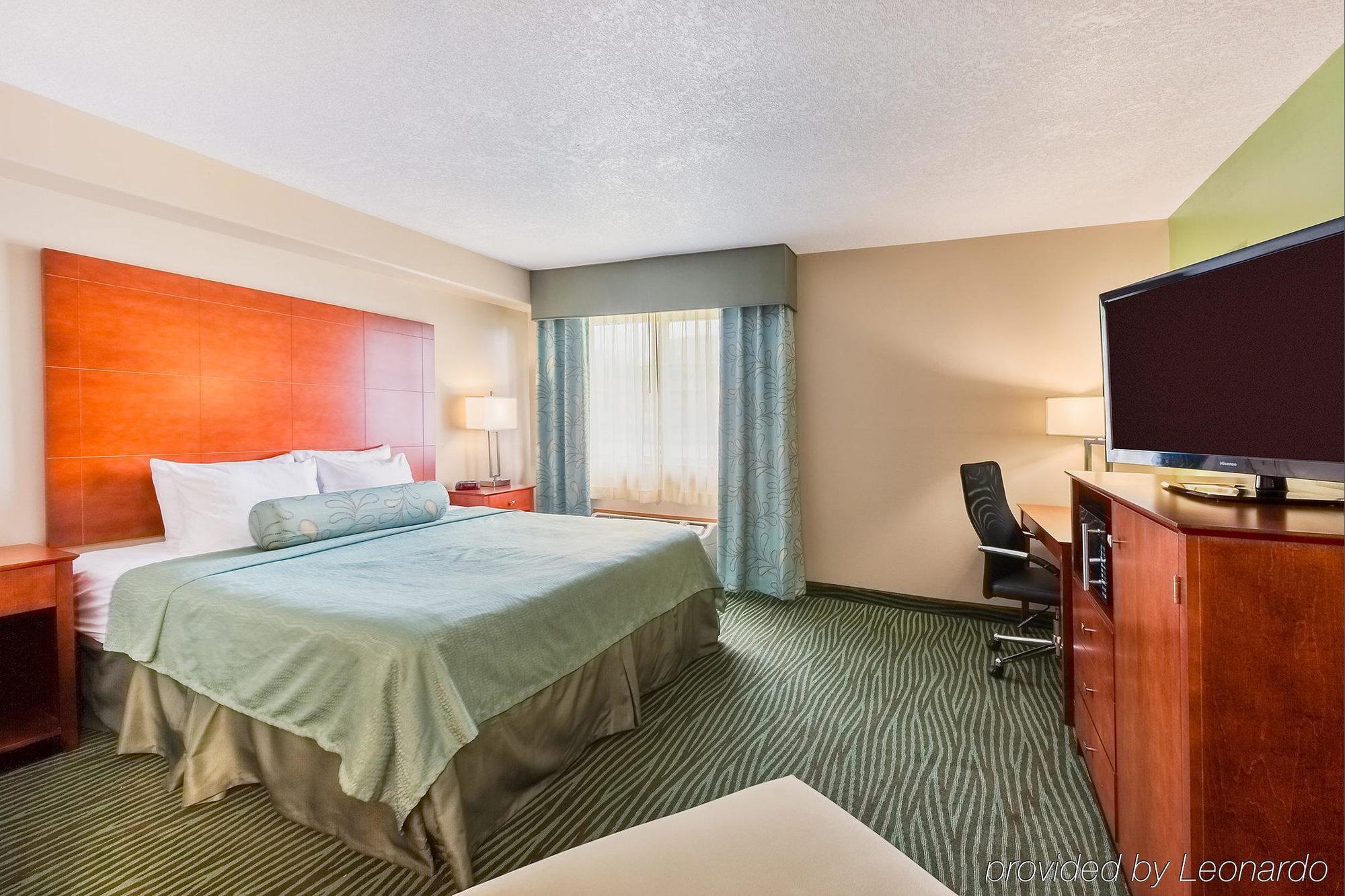 Americinn By Wyndham Des Moines Airport Exterior photo